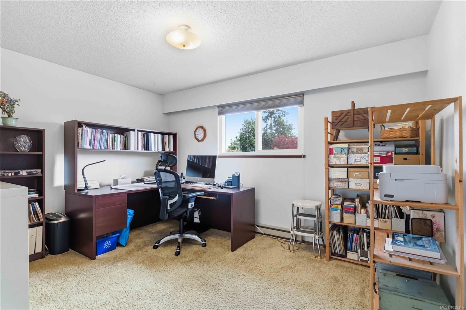 564 Oconnell Pl, Saanich, BC