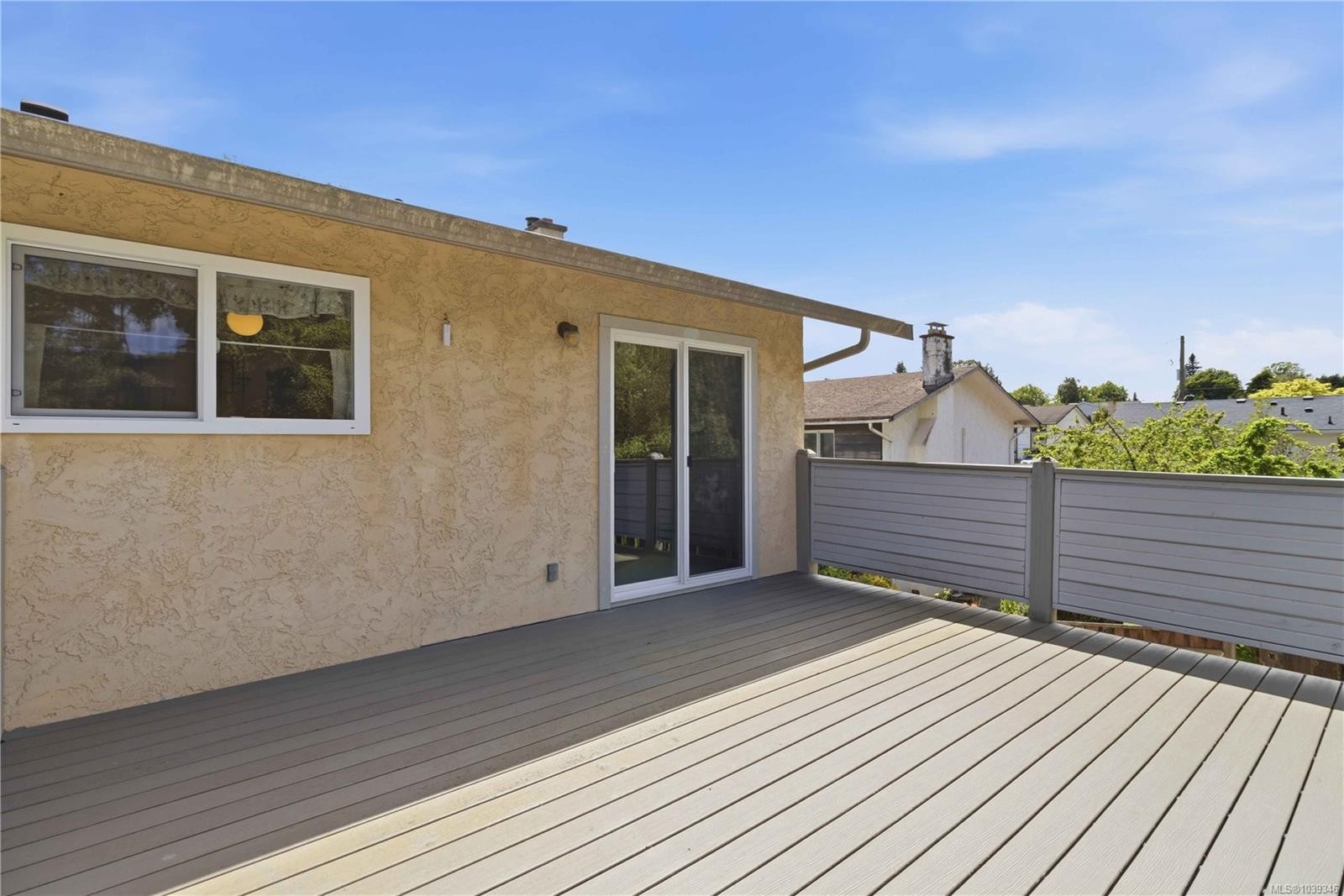 564 Oconnell Pl, Saanich, BC