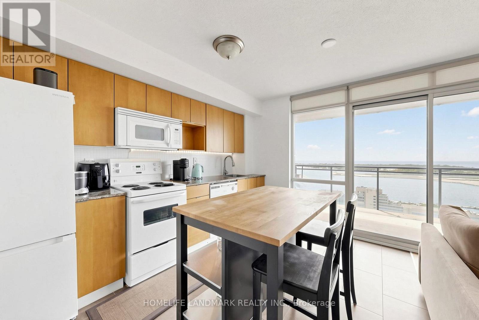 2811 - 15 Fort York Boulevard, Toronto, ON