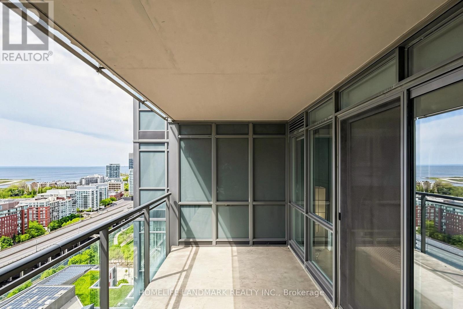 2811 - 15 Fort York Boulevard, Toronto, ON