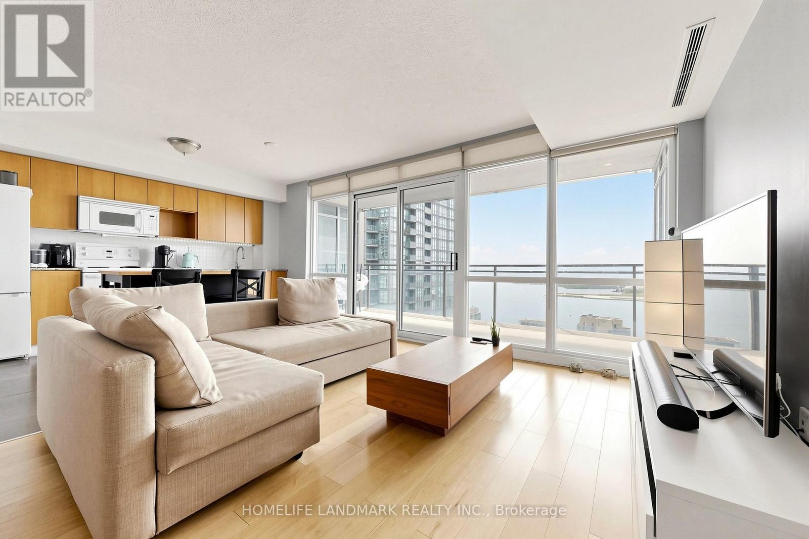 2811 - 15 Fort York Boulevard, Toronto, ON