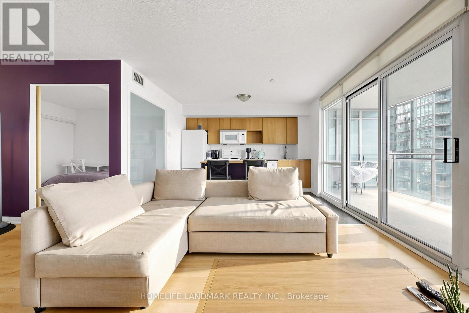 2811 - 15 Fort York Boulevard, Toronto, ON