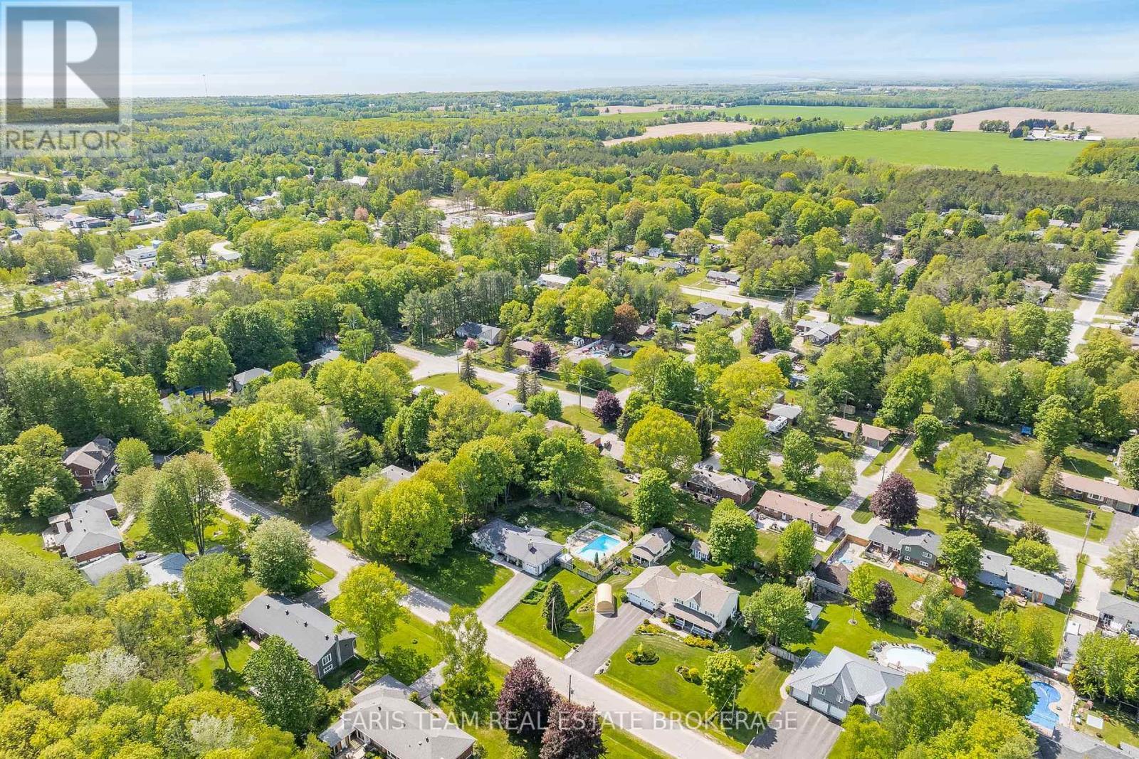 19 Maplegate Road, Tiny, ON
