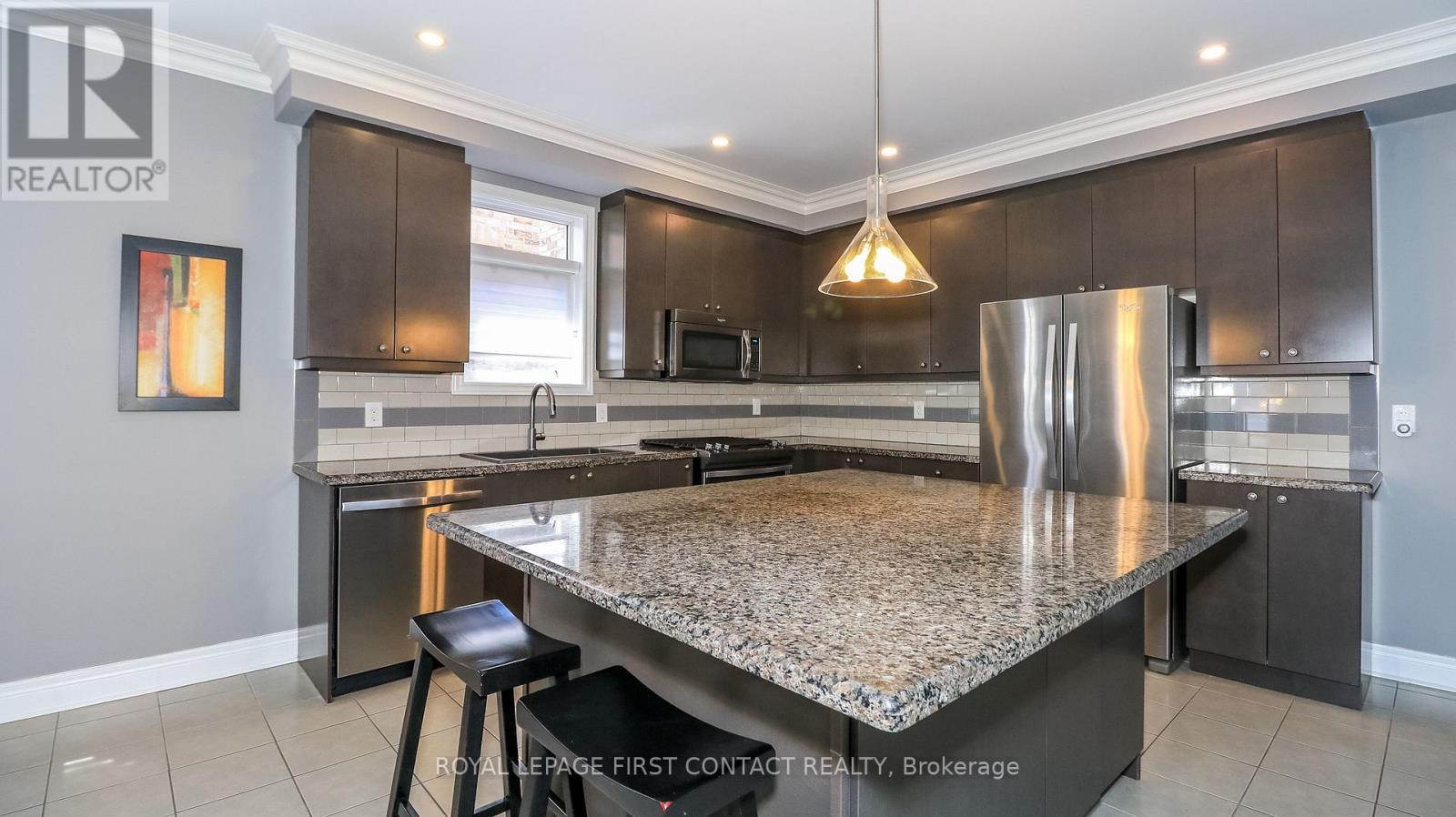 33 Tamarack Trail, Barrie, ON