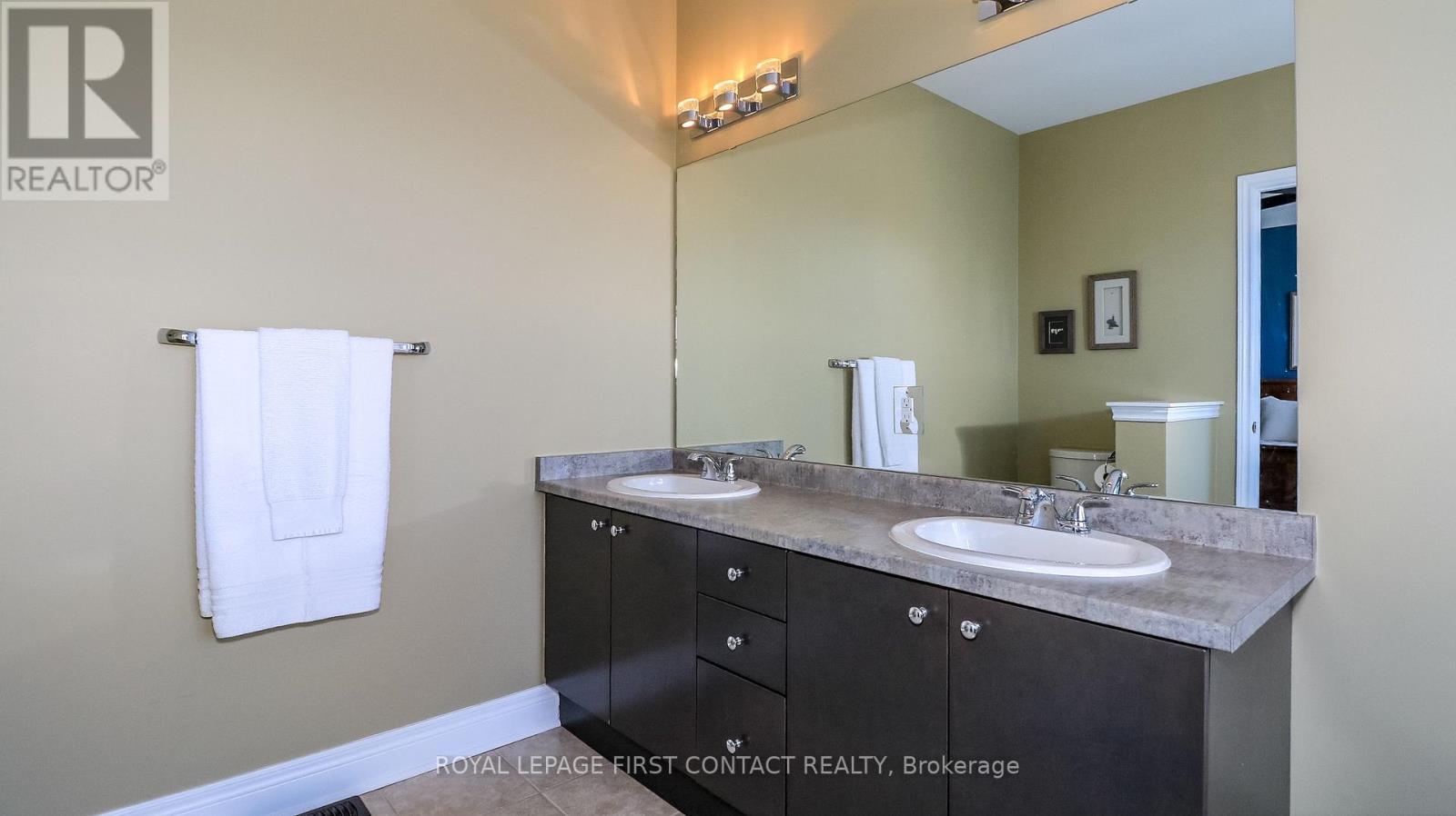 33 Tamarack Trail, Barrie, ON