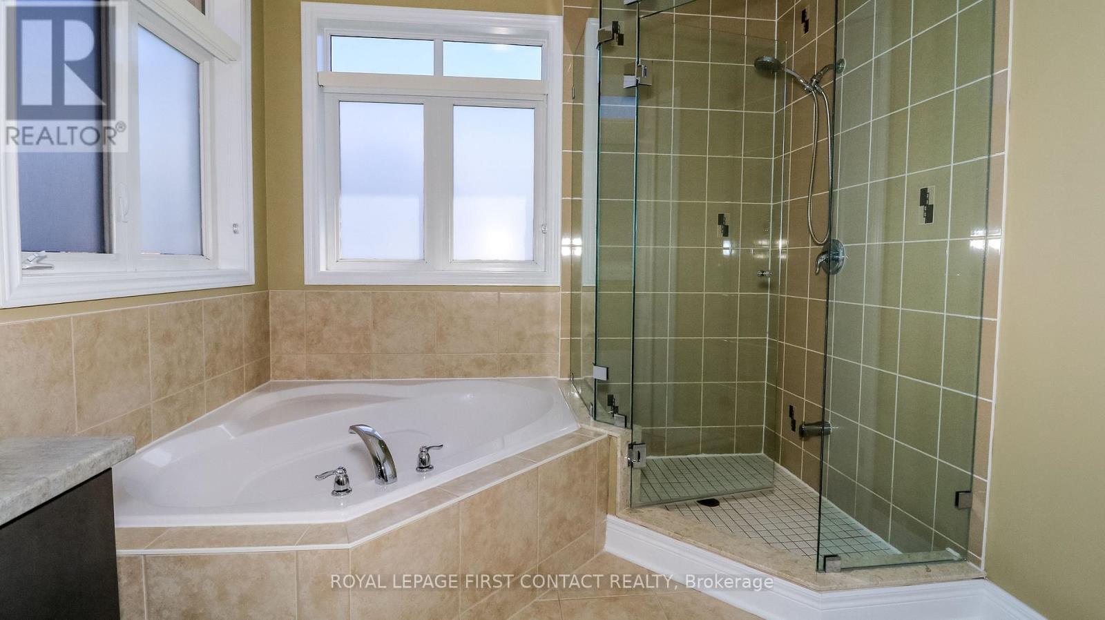 33 Tamarack Trail, Barrie, ON