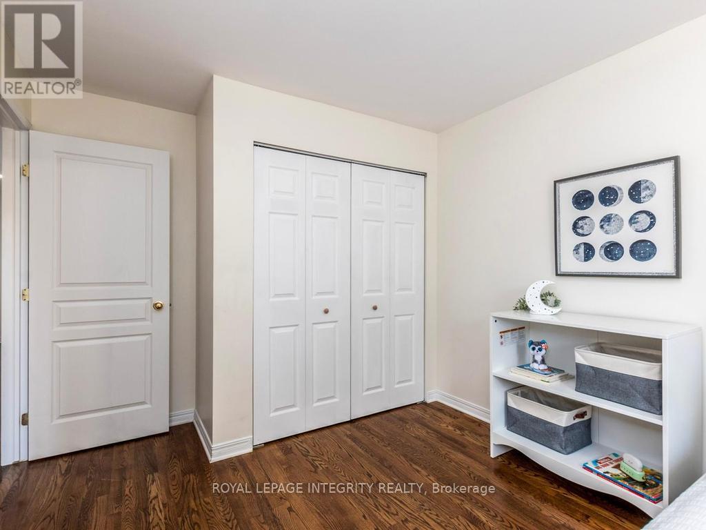 176 Parkin Circle, Ottawa, ON