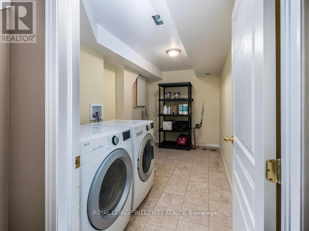 176 Parkin Circle, Ottawa, ON