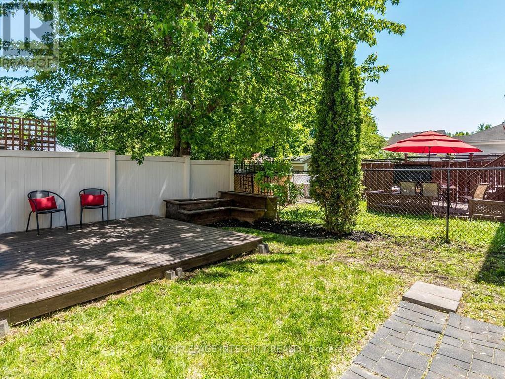 176 Parkin Circle, Ottawa, ON