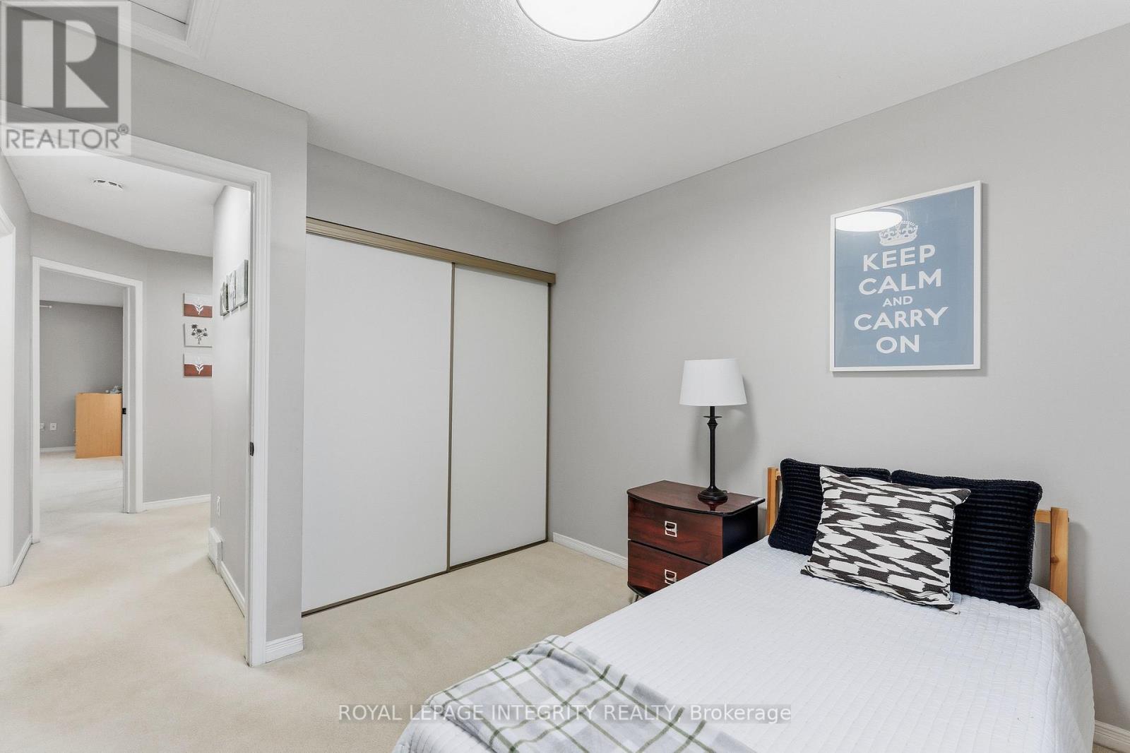 89 Burlington Crescent, Ottawa, ON