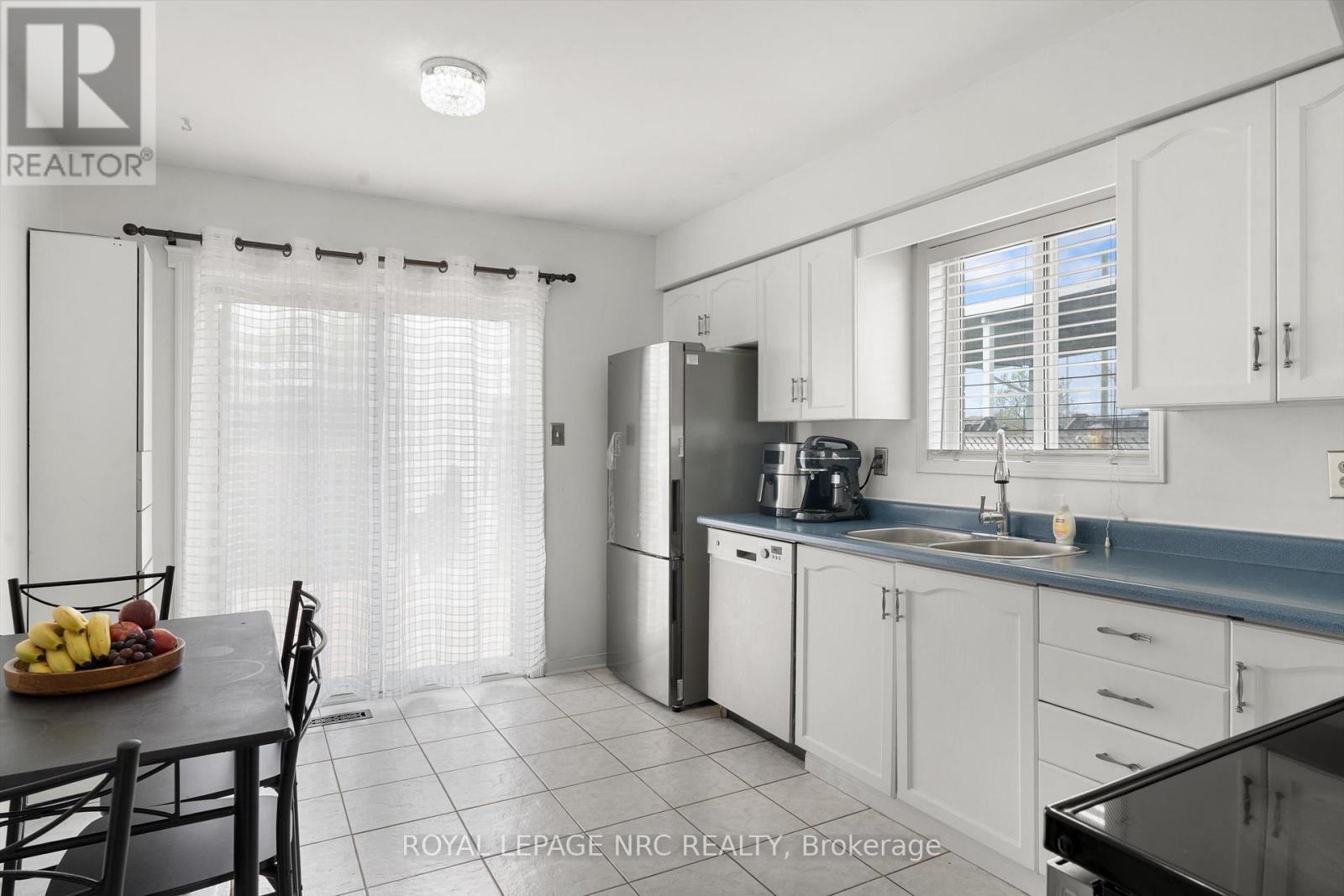 147 St. Lawrence Drive, Welland (N. Welland), ON
