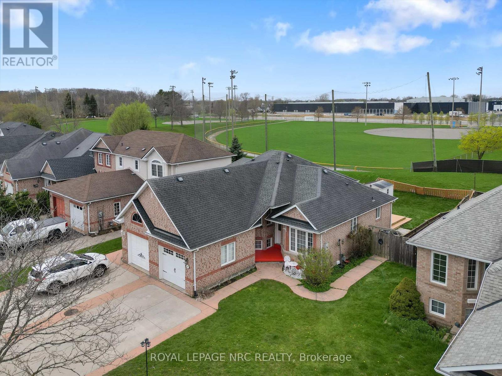 147 St. Lawrence Drive, Welland (N. Welland), ON