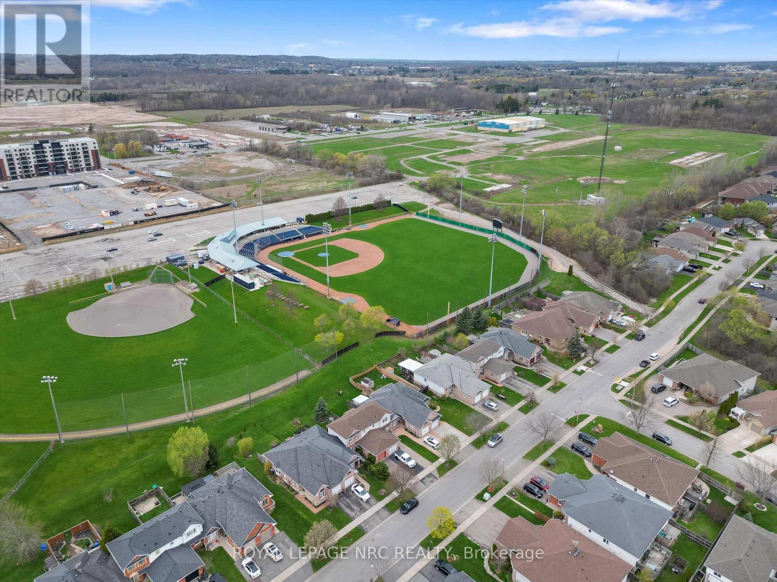 147 St. Lawrence Drive, Welland (N. Welland), ON
