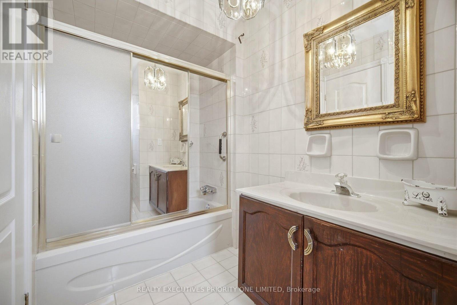 139 Jade Crescent, Vaughan, ON