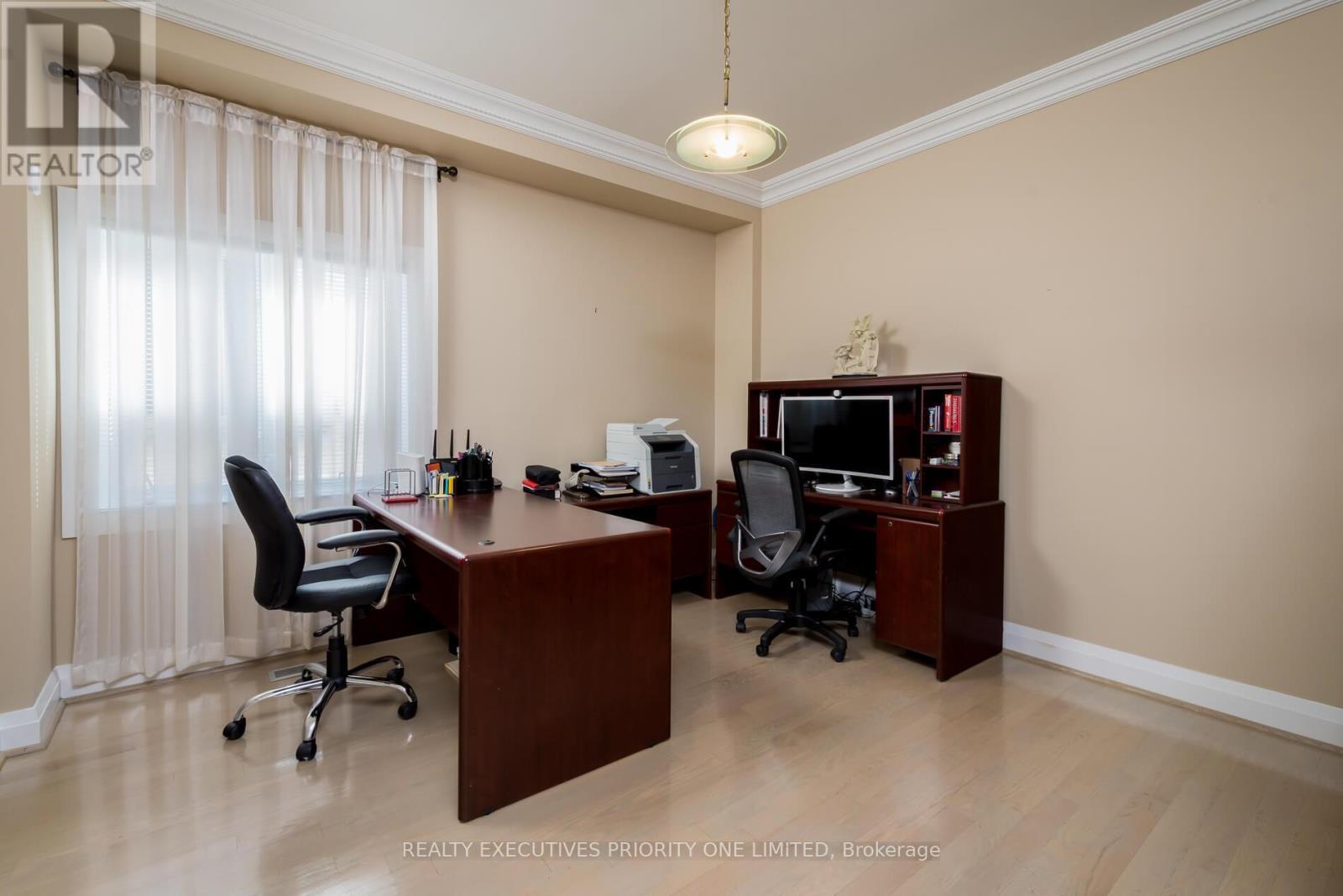 67 Stockdale Crescent, Richmond Hill, ON