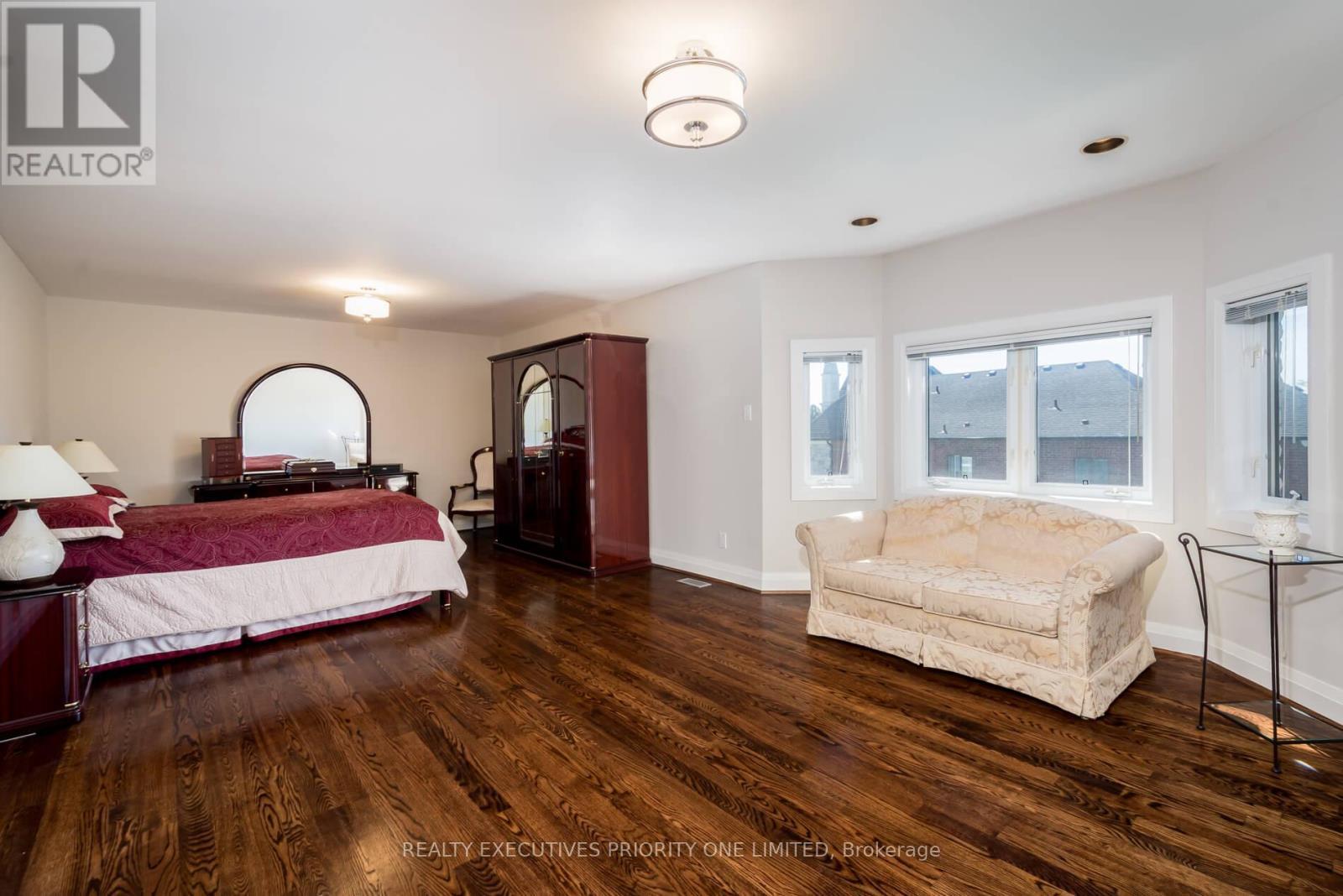 67 Stockdale Crescent, Richmond Hill, ON