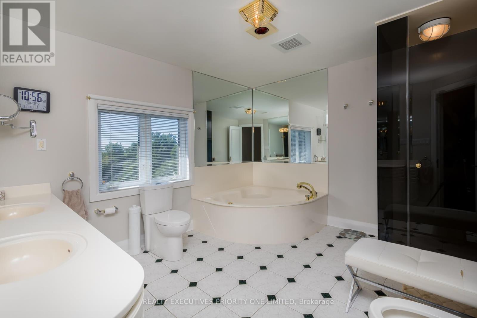 67 Stockdale Crescent, Richmond Hill, ON