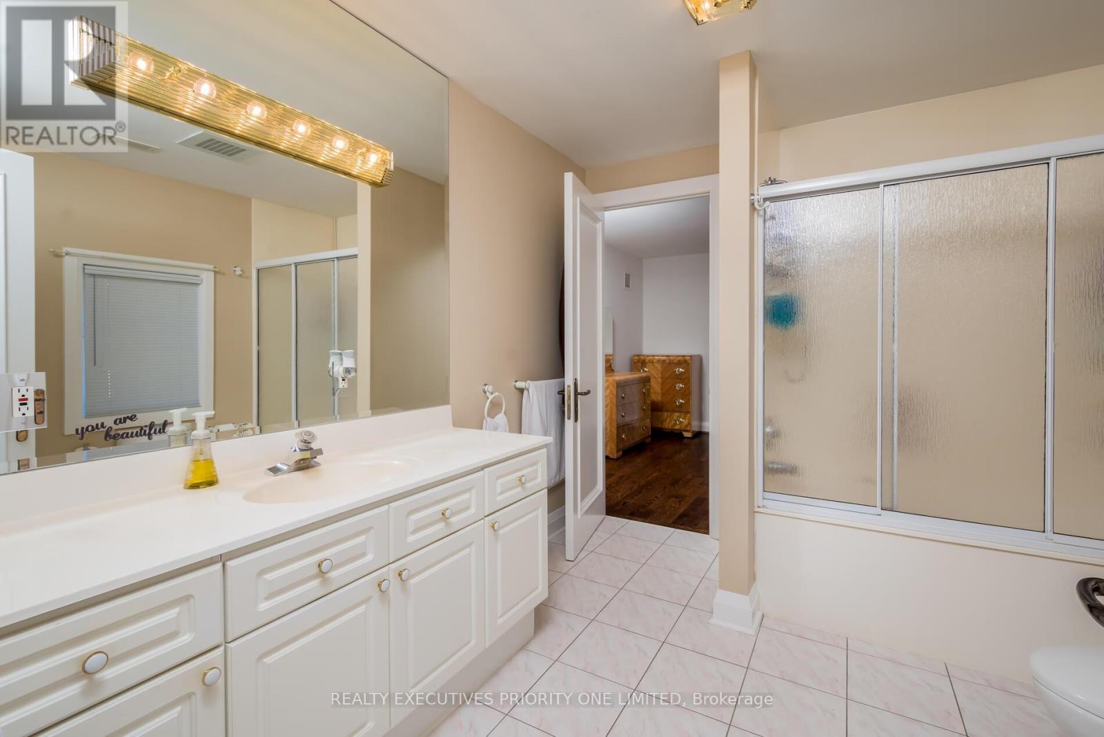 67 Stockdale Crescent, Richmond Hill, ON