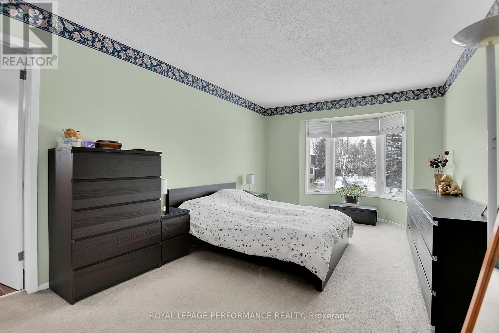 43 Waterview Court, Ottawa, ON
