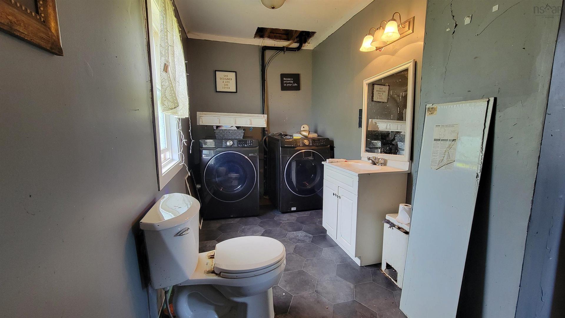 1641 1 Highway, Wellington, NS