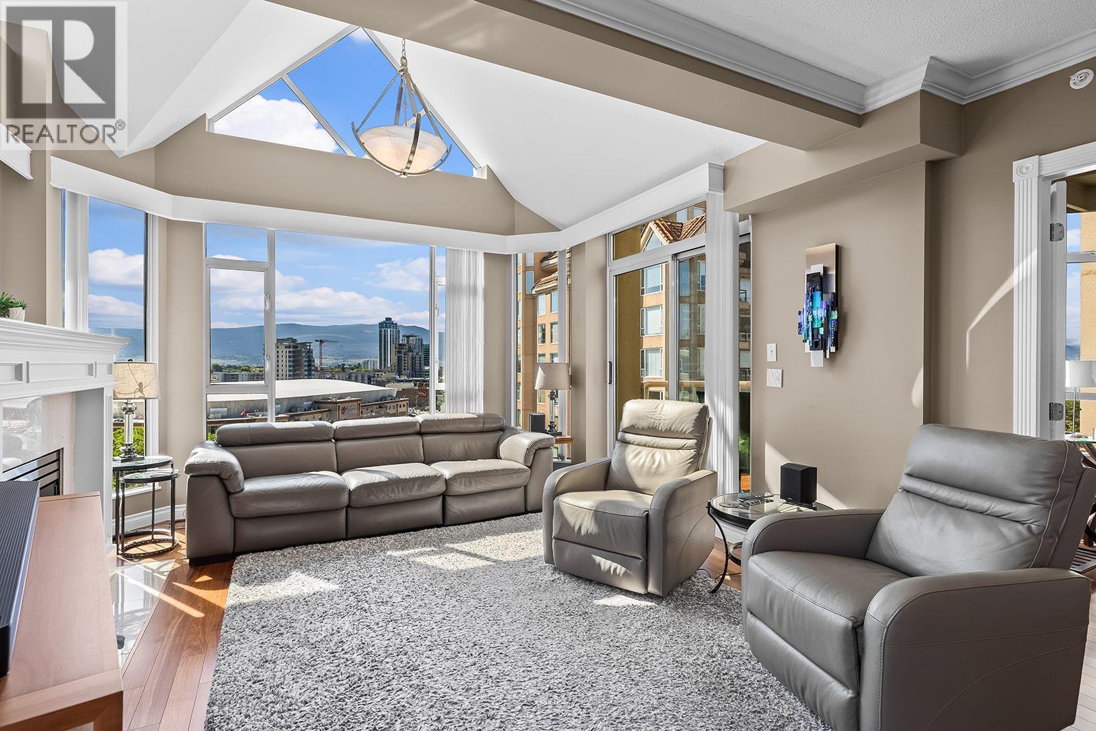 1152 Sunset Drive Unit# 1002, Kelowna, BC