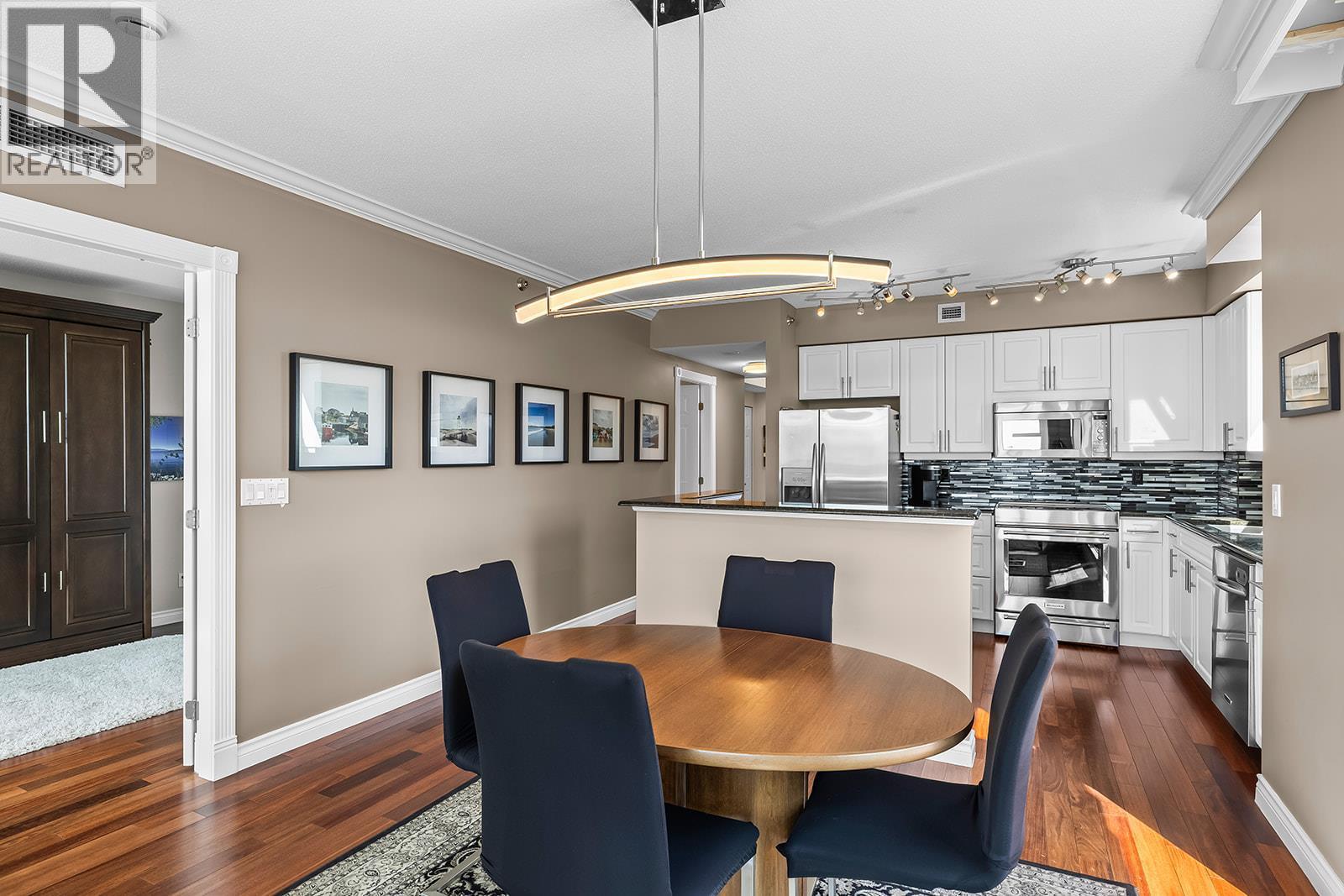 1152 Sunset Drive Unit# 1002, Kelowna, BC