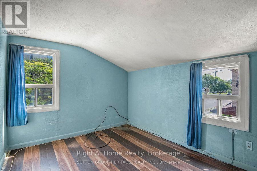 238 Albert Street, Oshawa (Central), ON
