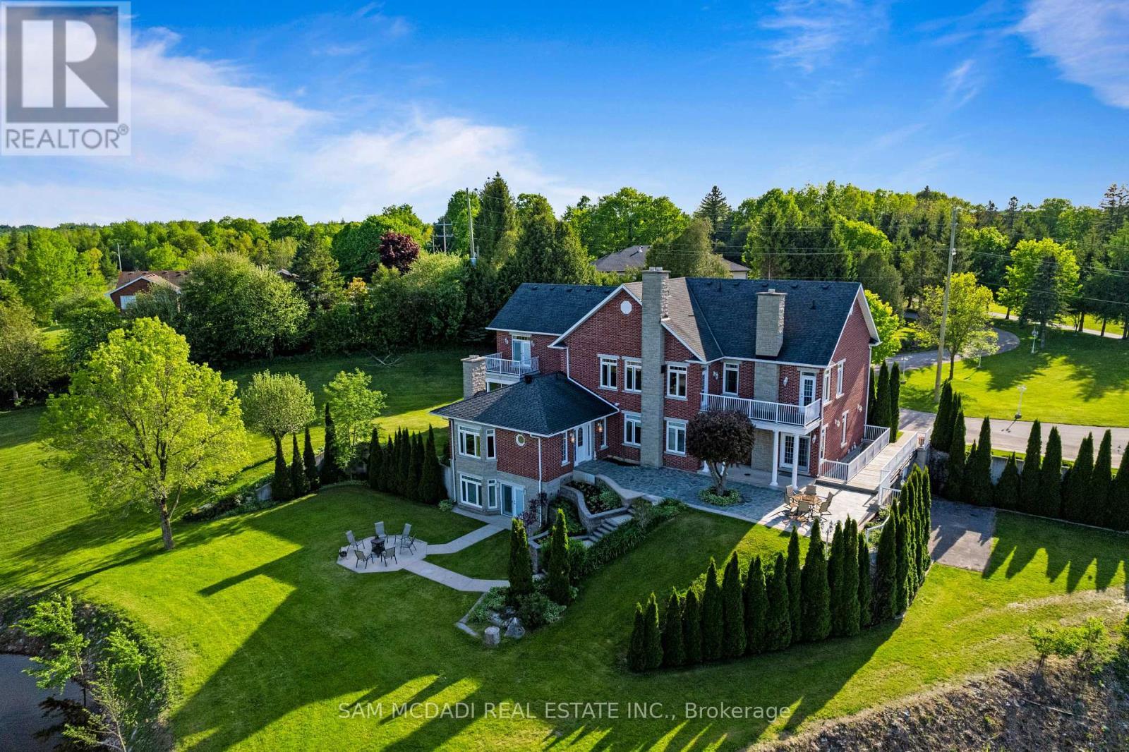 53 Peter Street, Grey Highlands, ON