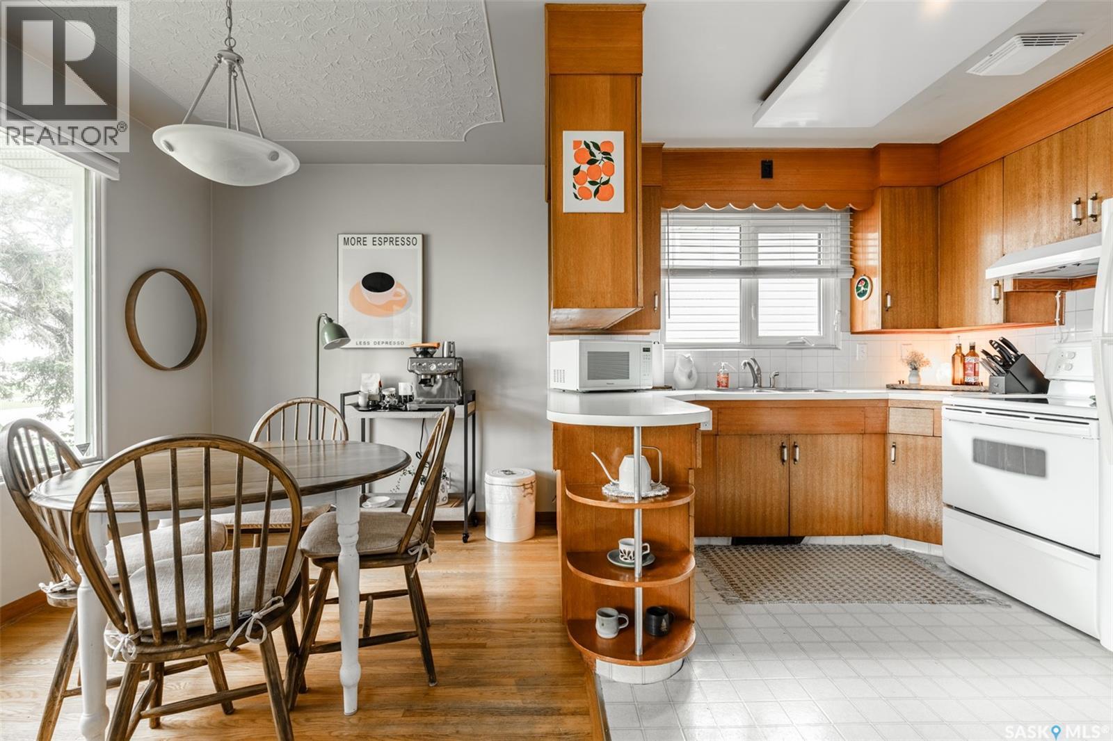 2504 14Th Street E, Saskatoon, SK