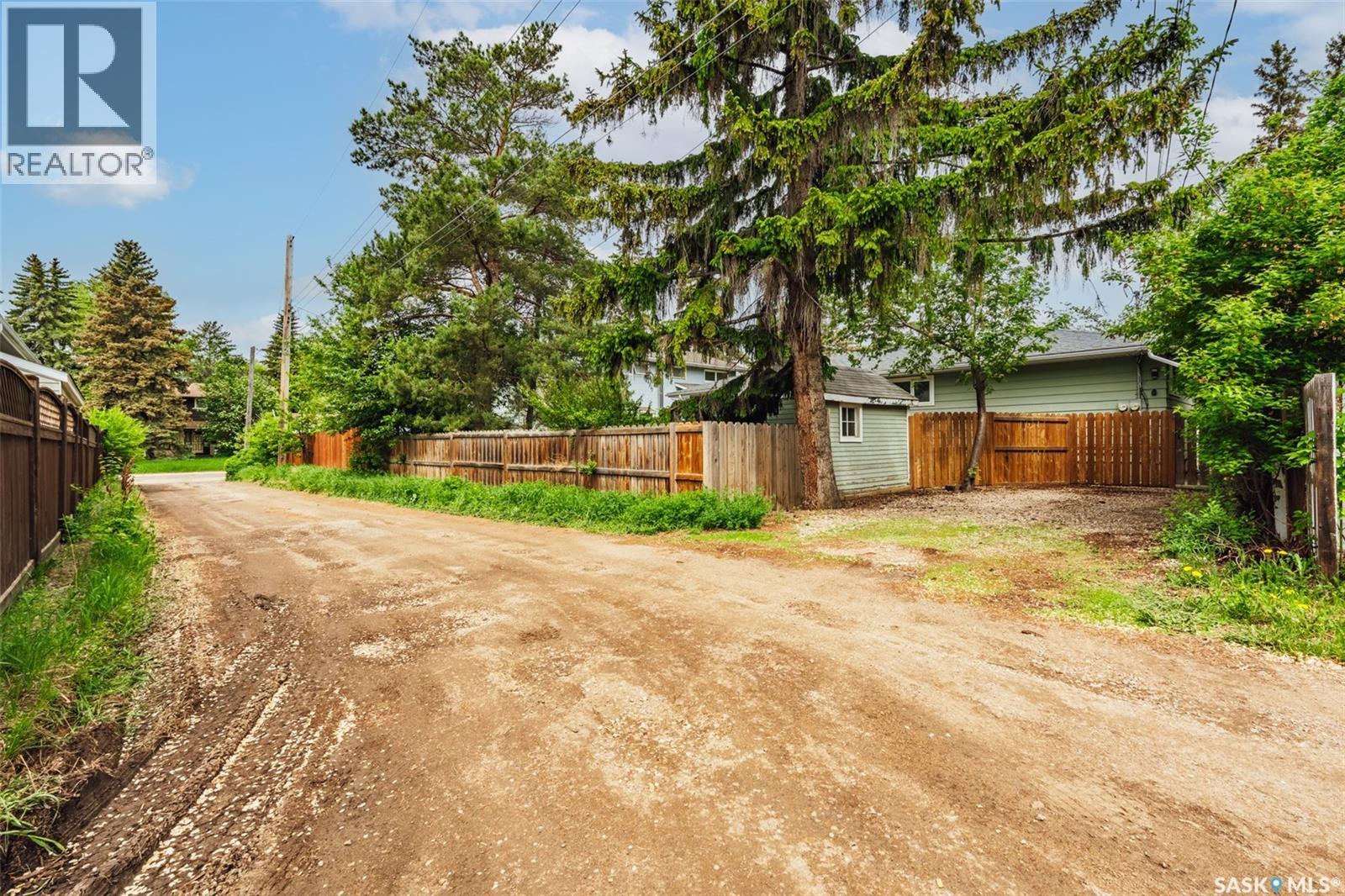 2504 14Th Street E, Saskatoon, SK