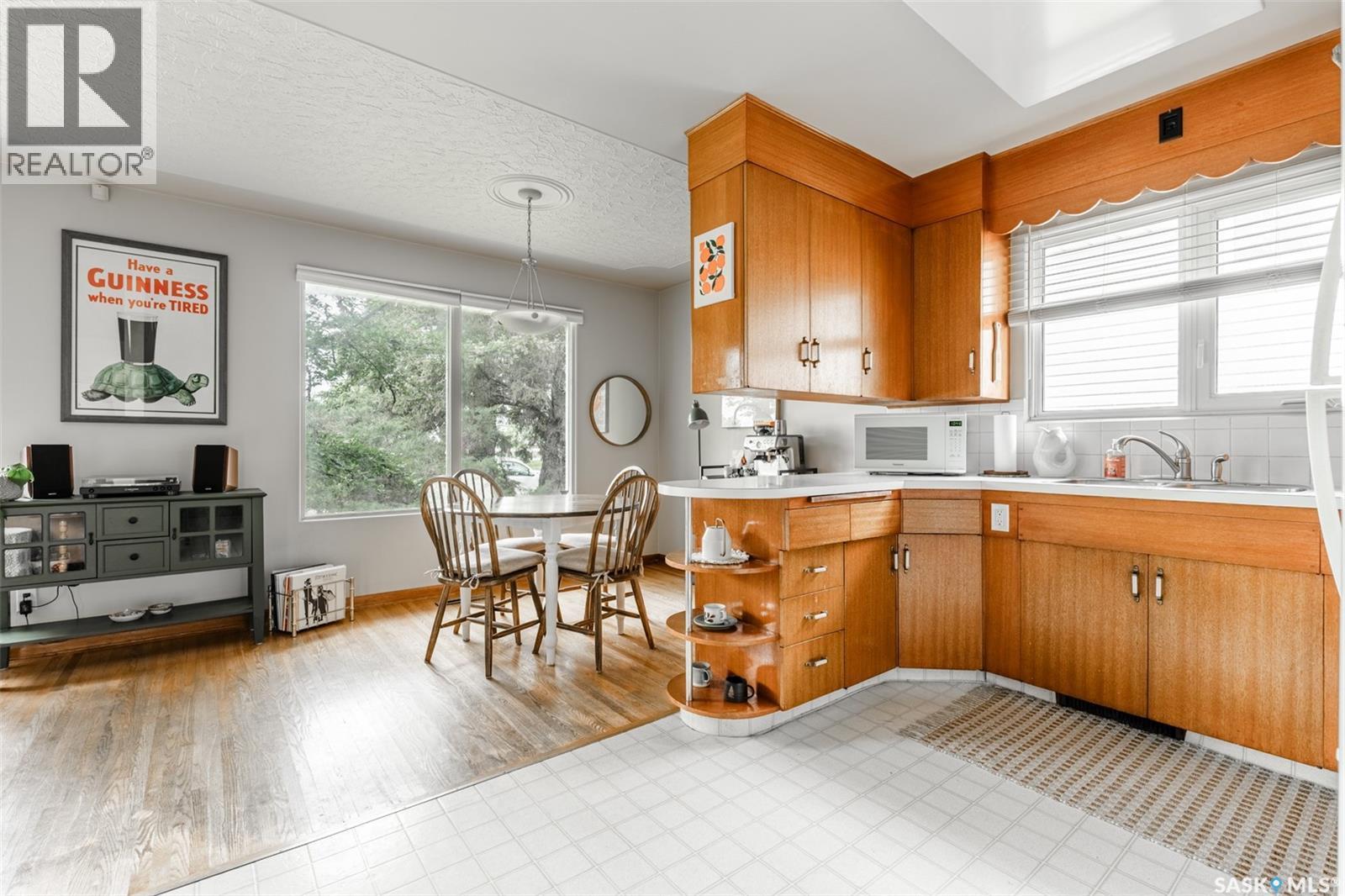 2504 14Th Street E, Saskatoon, SK