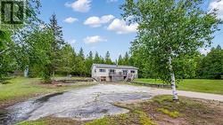 Plenty of parking - natural rock landscape -