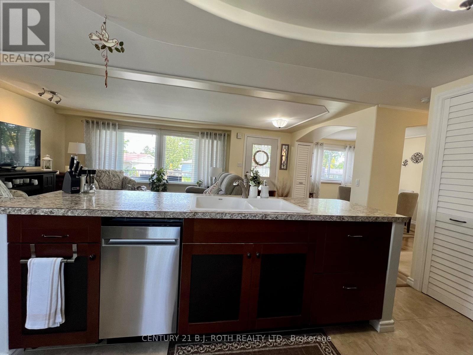 57 Main Street, Innisfil, ON