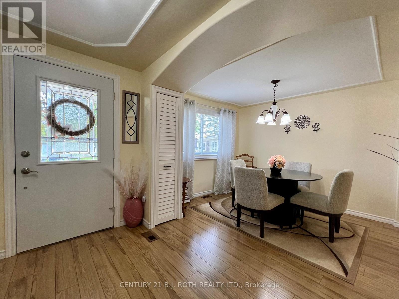 57 Main Street, Innisfil, ON