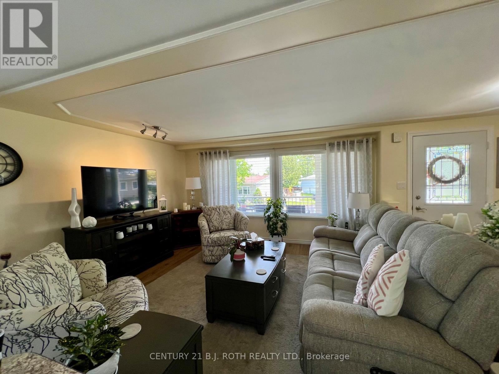 57 Main Street, Innisfil, ON