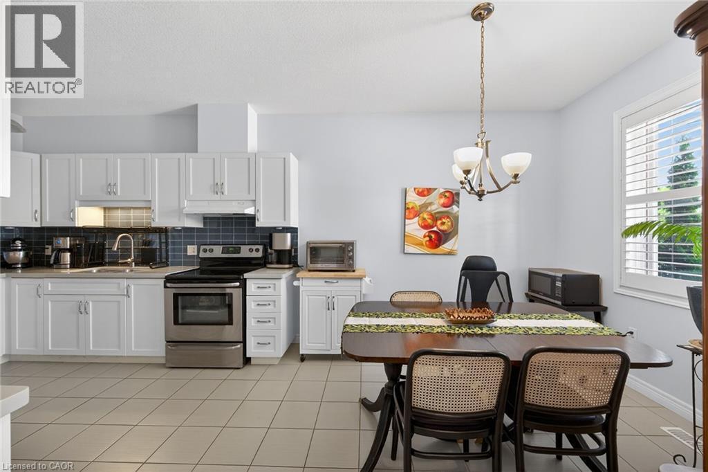 California Shutters! - 6 Gaddye Lane, Binbrook, ON - Indoor