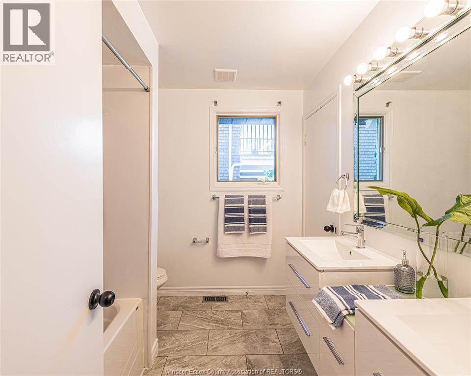 2846 Northway, Windsor, ON