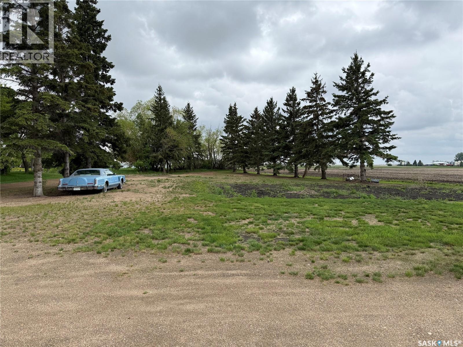 405 3Rd Avenue S, Leask, SK