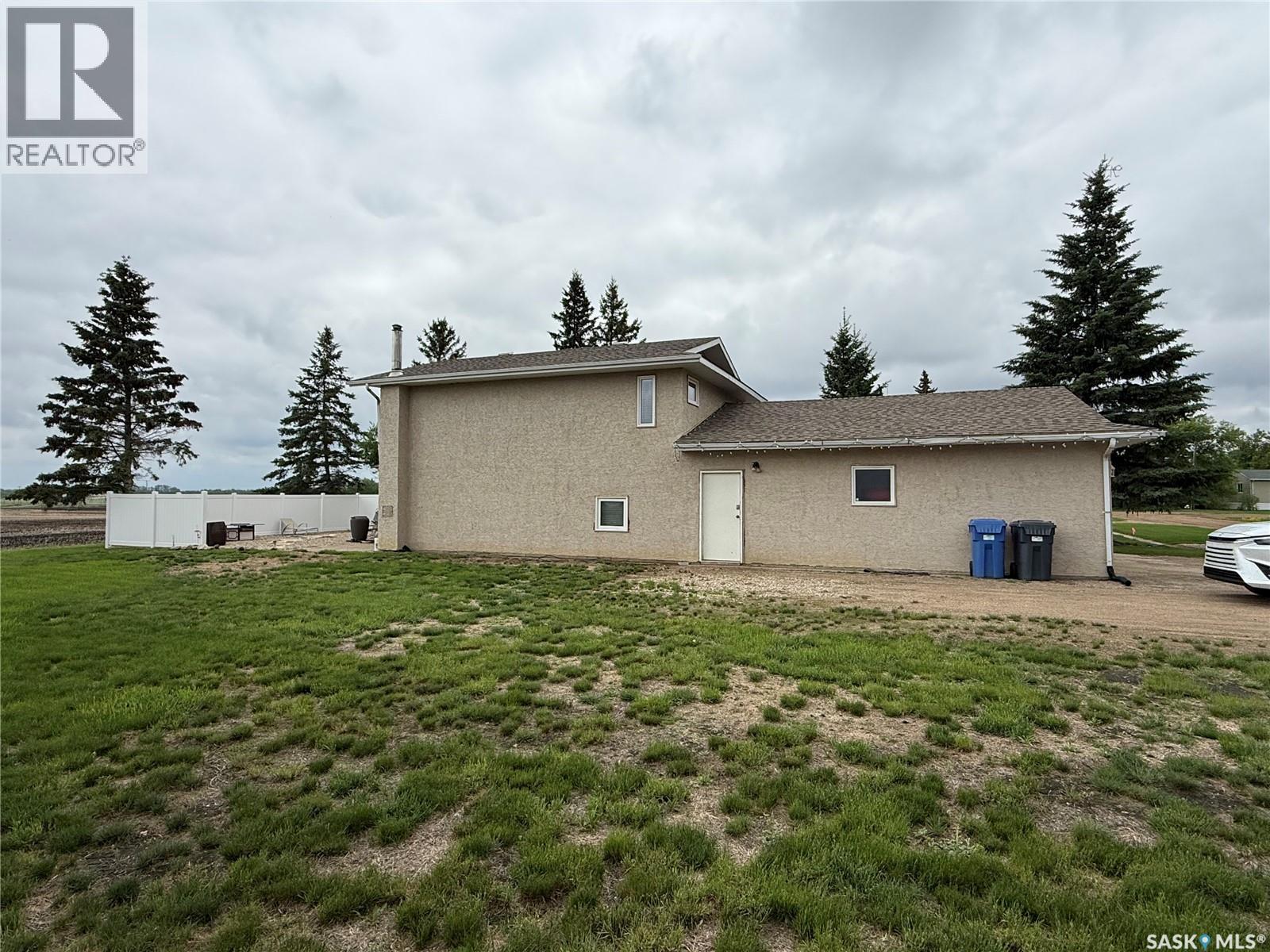405 3Rd Avenue S, Leask, SK