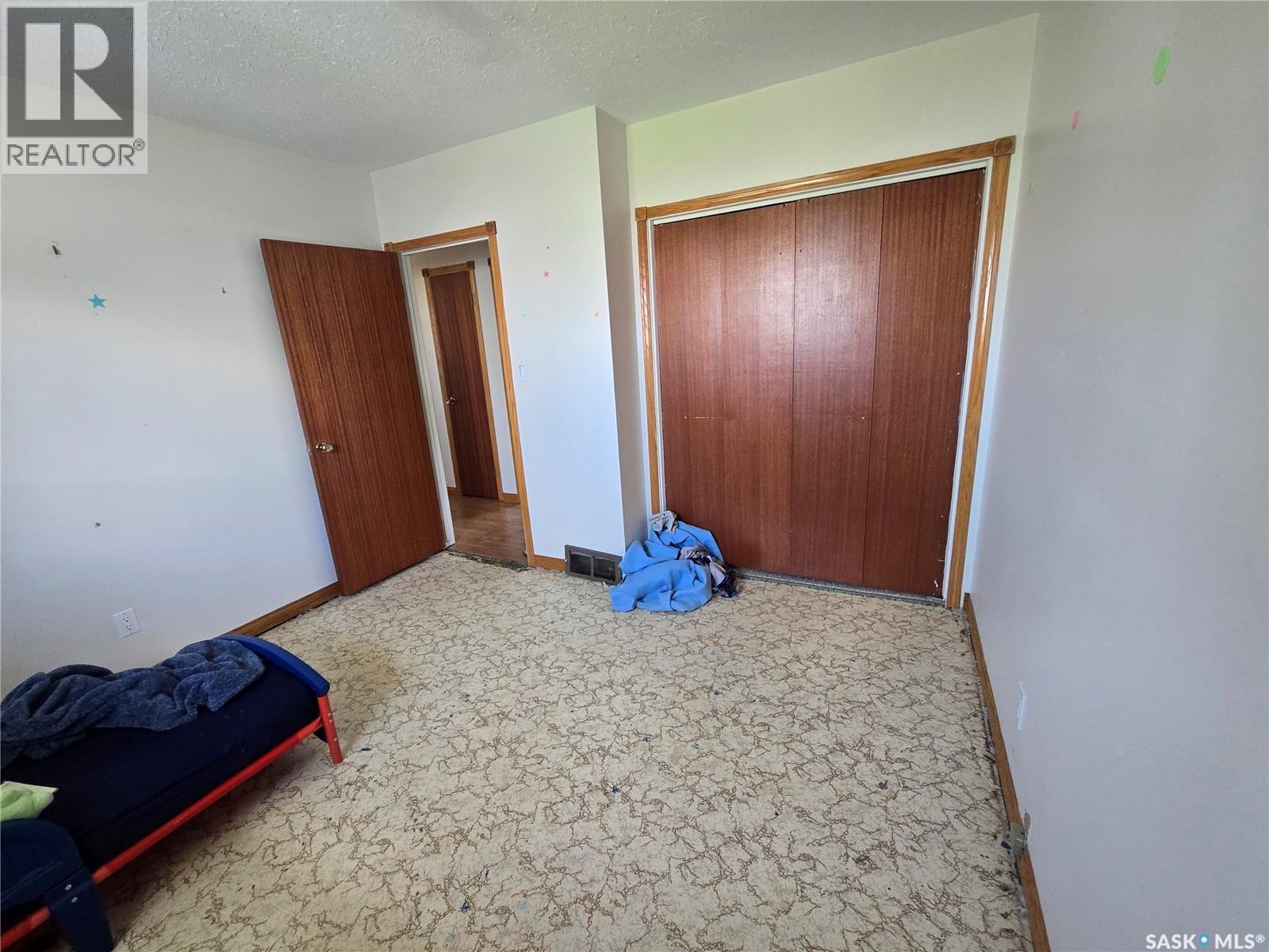 334 Moltke Avenue, Windthorst, SK