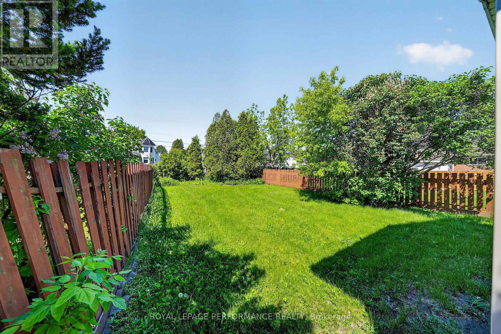 10 Valecrest Drive, Cornwall, ON