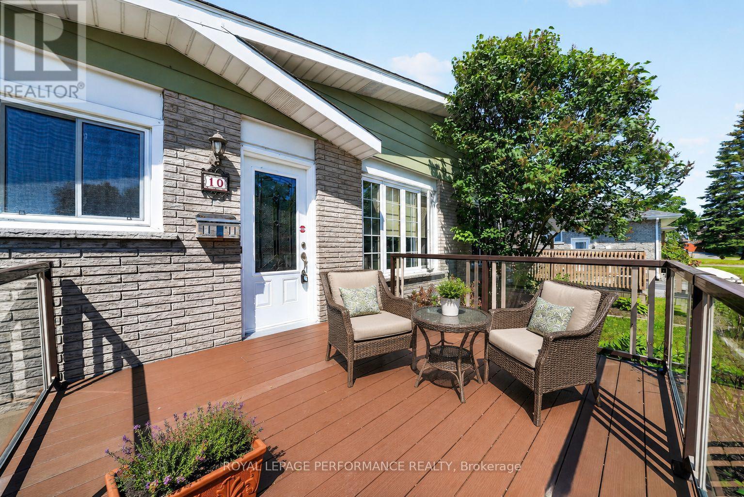 virtually staged - 10 Valecrest Drive, Cornwall, ON