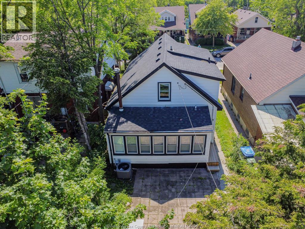 1630 Marentette, Windsor, ON
