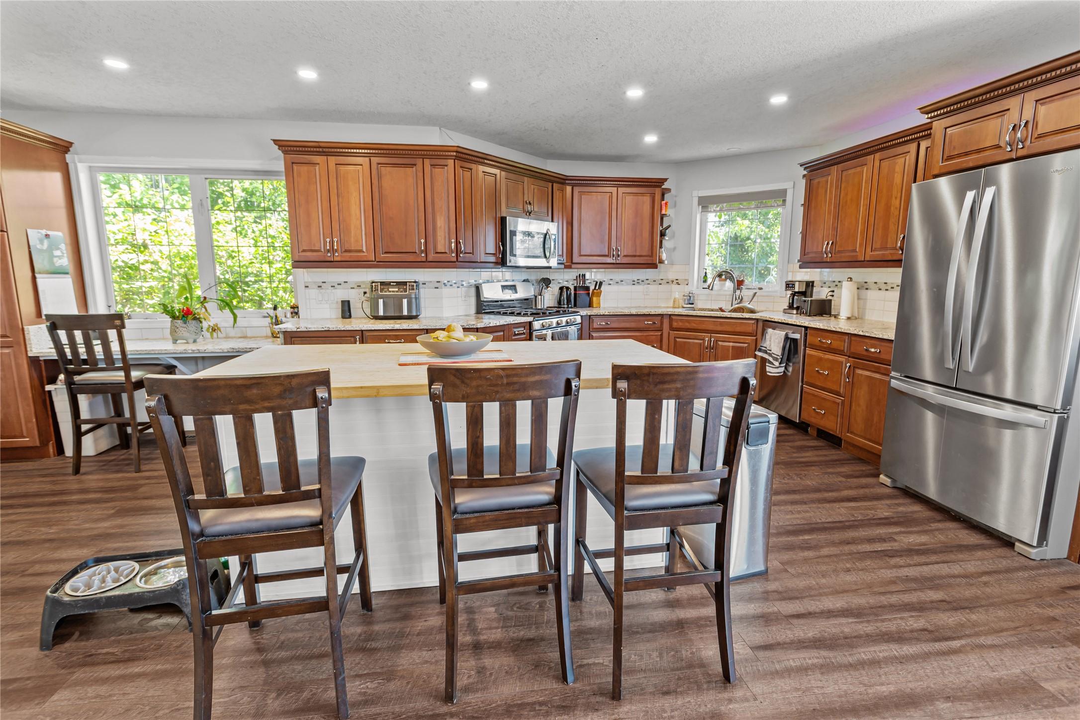 1062 Westview Road, Creston, BC - Indoor