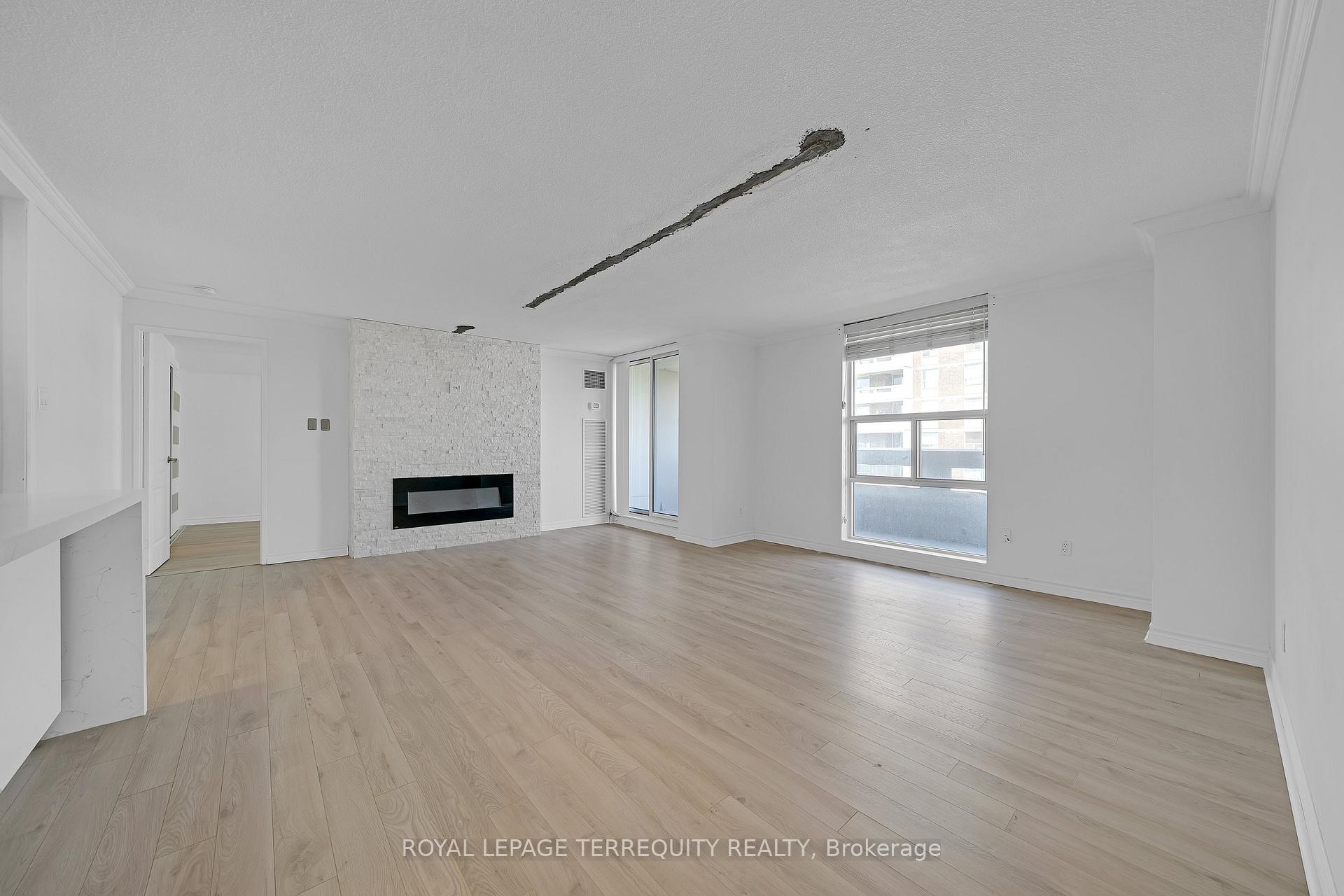 804-50 Inverlochy Boulevard, Markham, ON