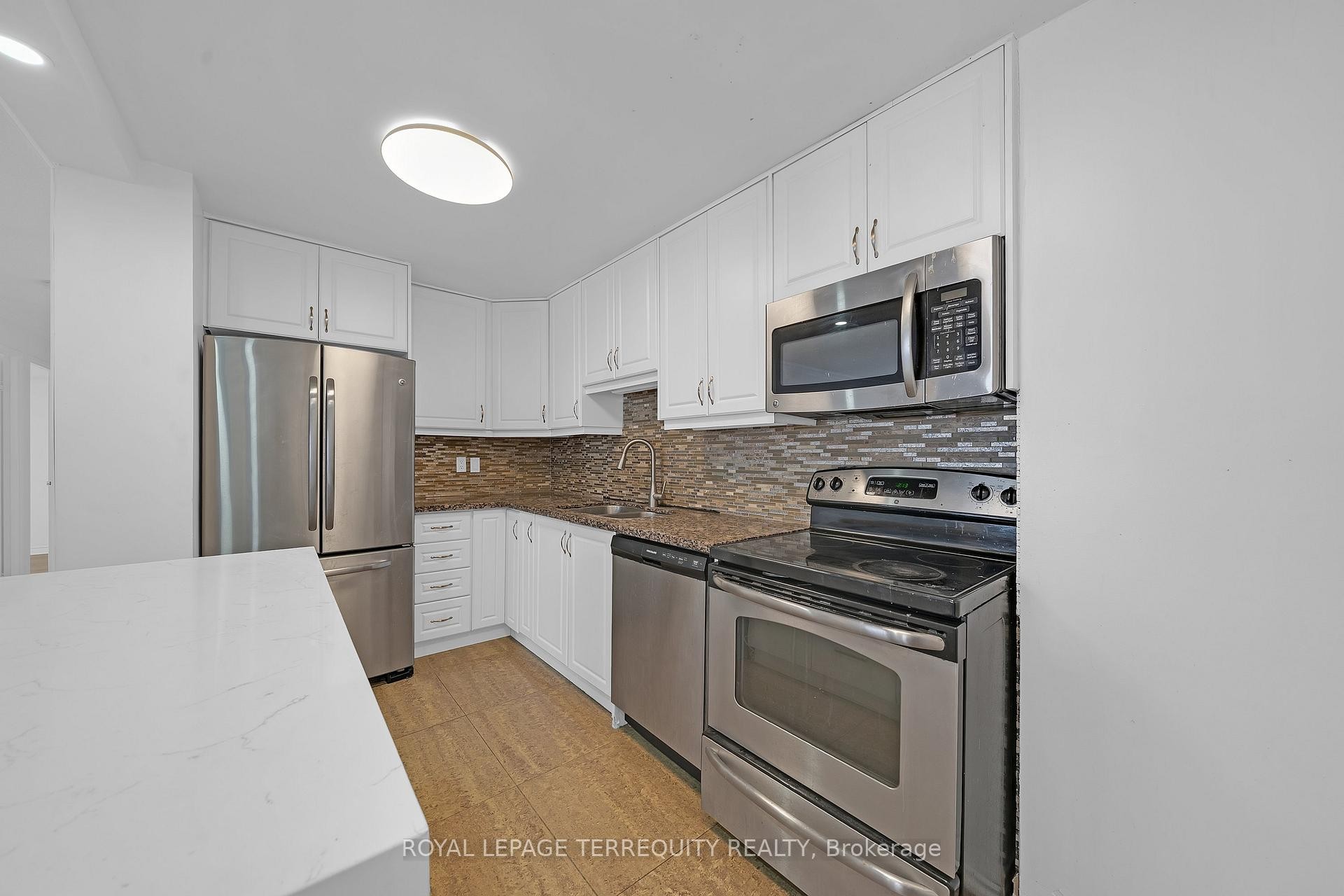 804-50 Inverlochy Boulevard, Markham, ON