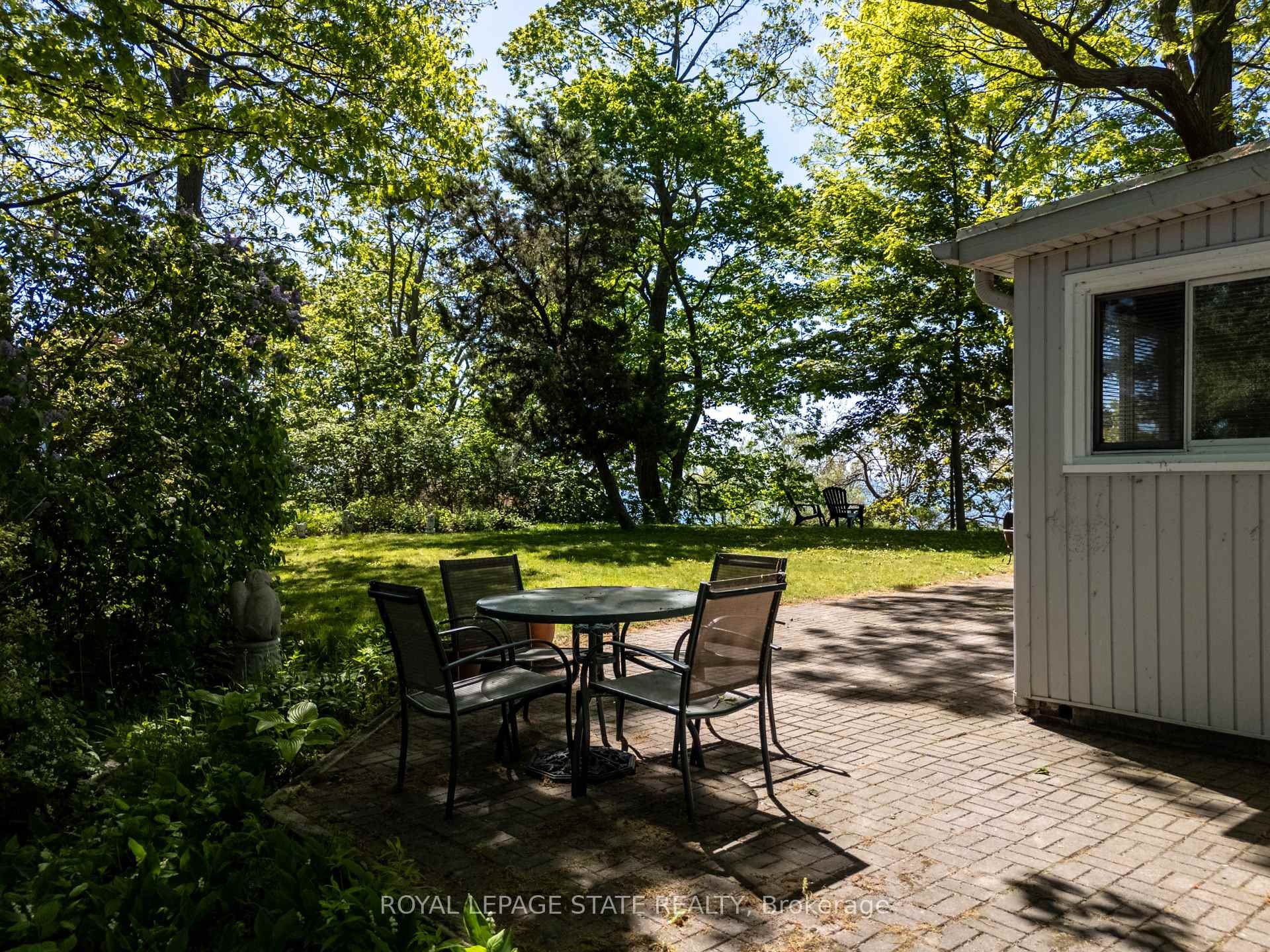 689 Sandy Bay Road, Haldimand, ON