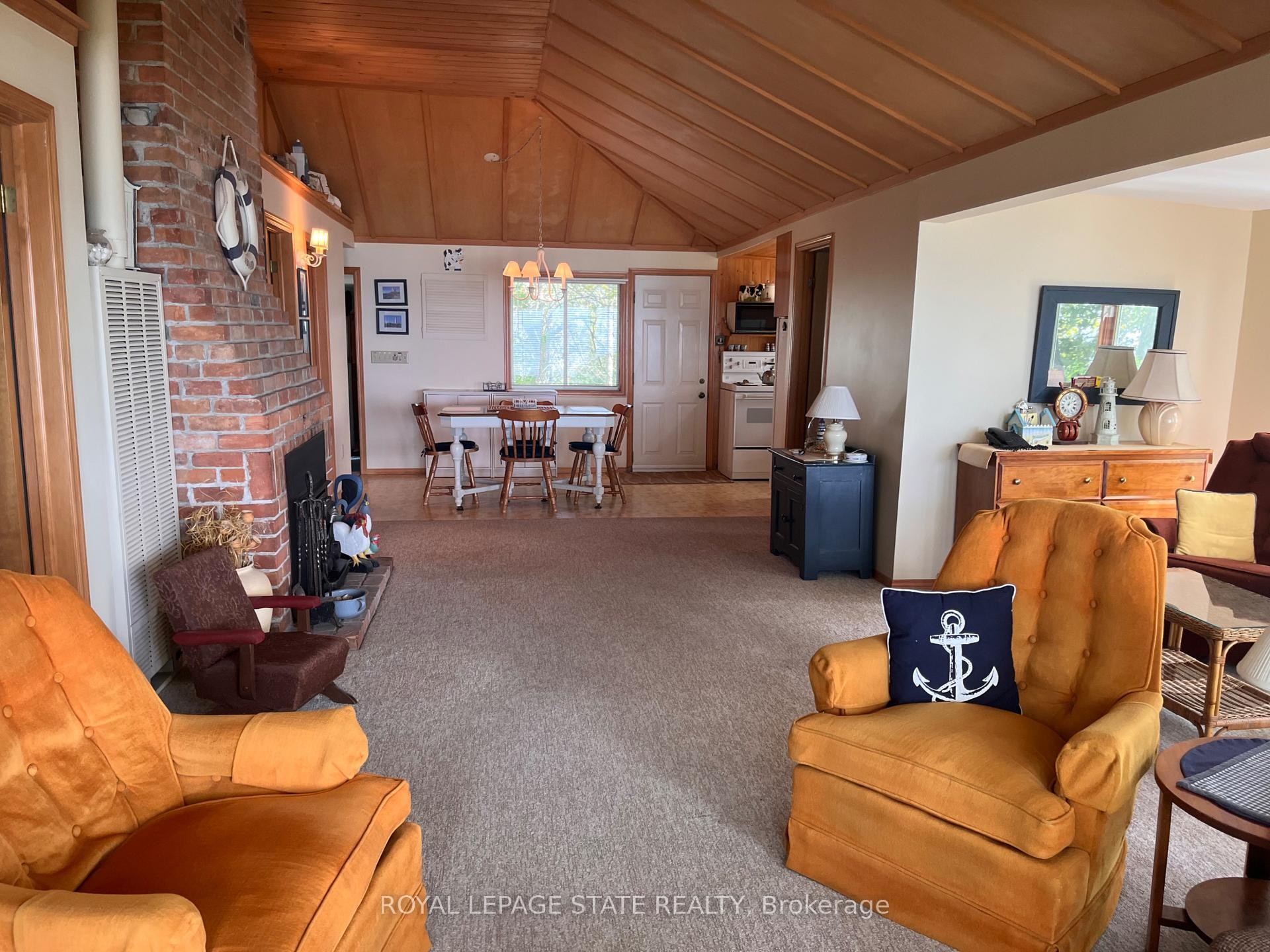 689 Sandy Bay Road, Haldimand, ON