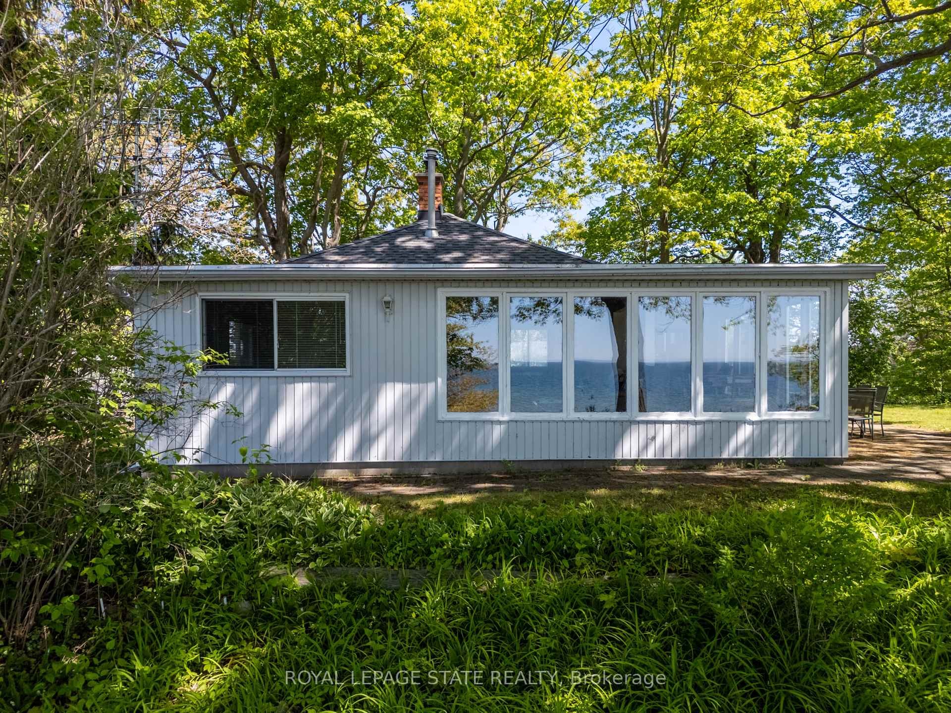 689 Sandy Bay Road, Haldimand, ON