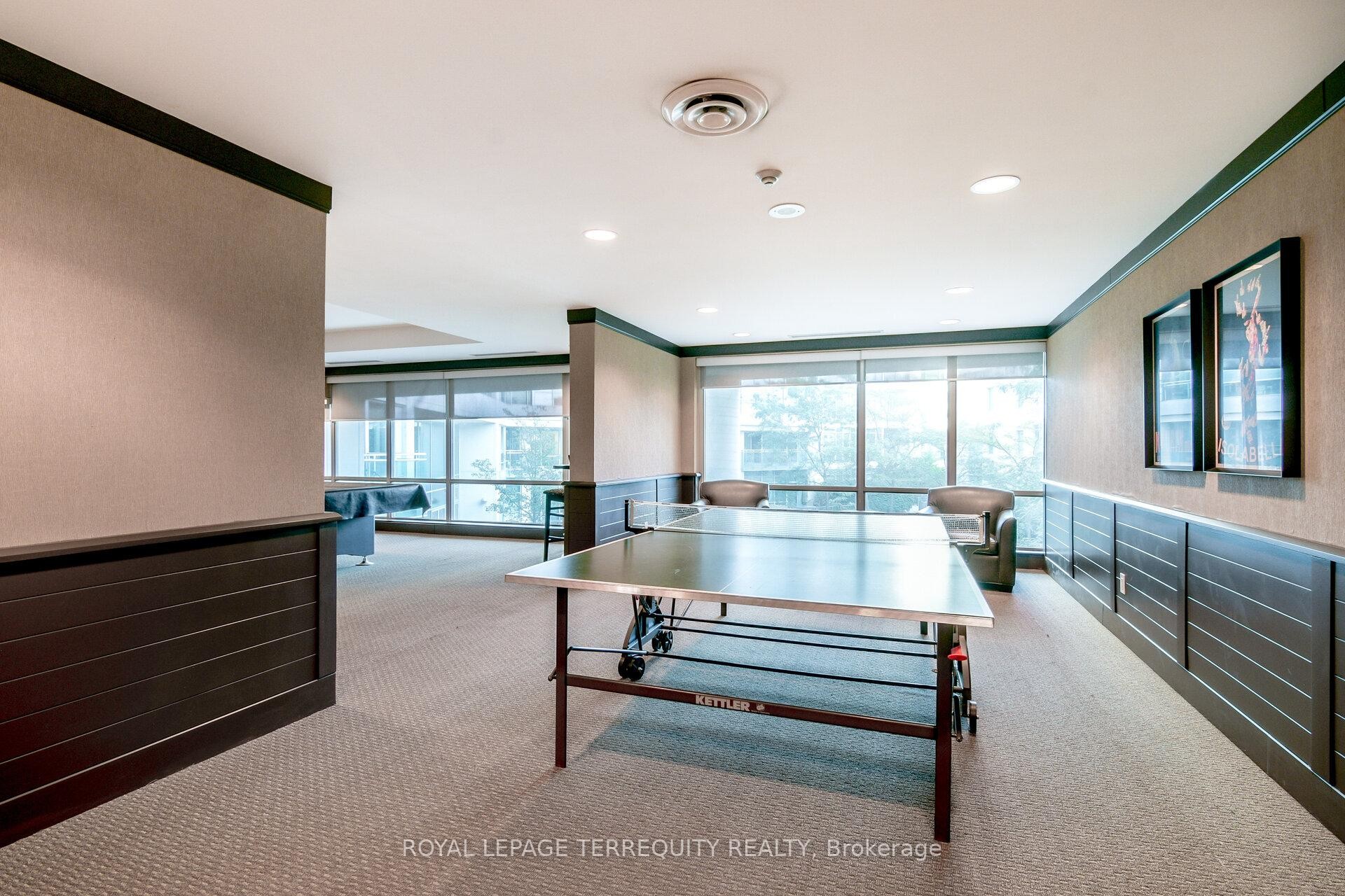 911-5 Marine Parade Drive, Toronto, ON